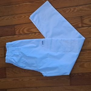 Sivvan White Scrub Pants New sz XS
